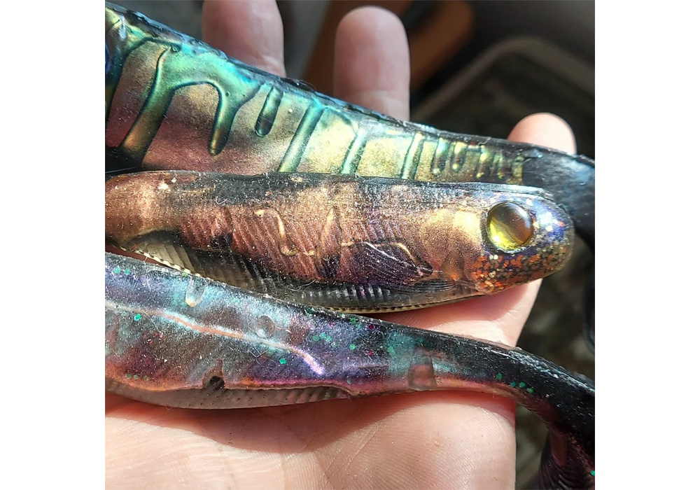 Super Colorshift and Subtleshift Pearls on Fishing Baits