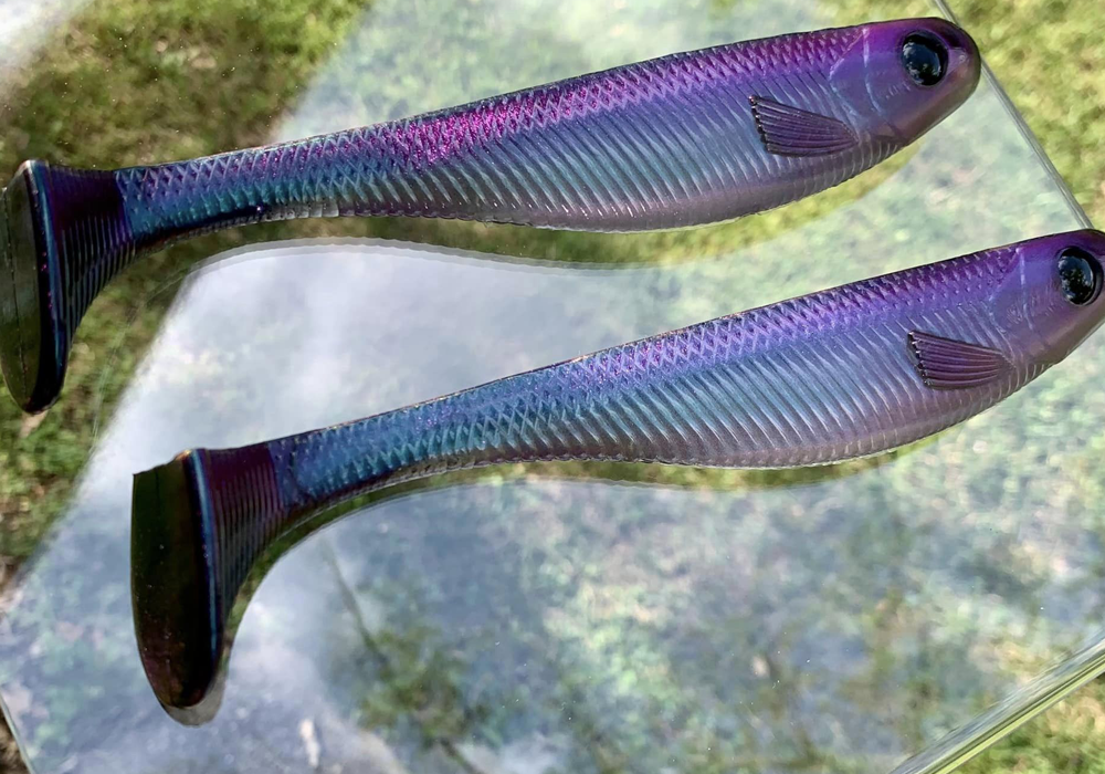 Raven Super Colorshift Pearl on Fishing Baits