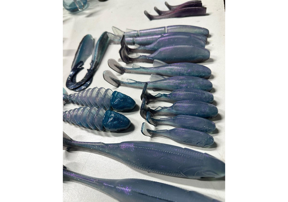 Maui, Xenon & Aphrodite Super Colorshift on Fishing Baits