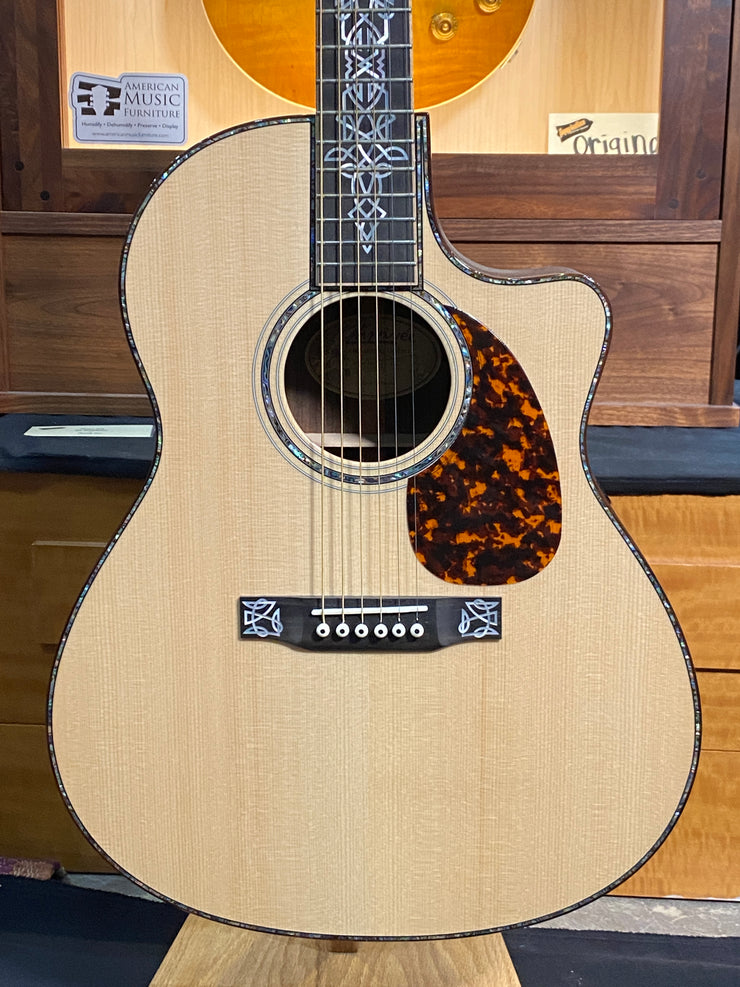 larrivee 50th anniversary guitar