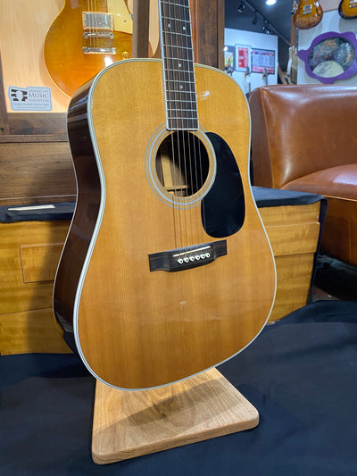 1973 martin acoustic guitar