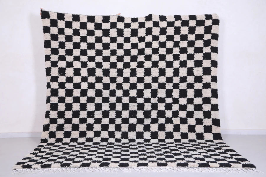 checkered rug