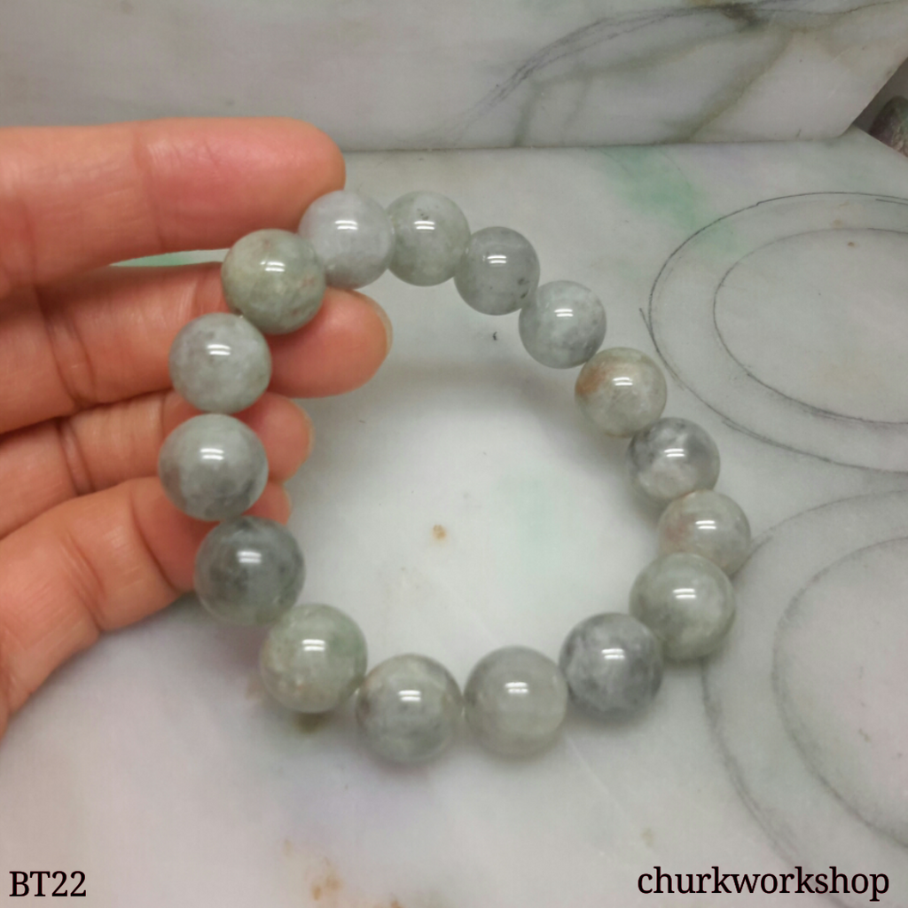 lavender jade bead bracelet