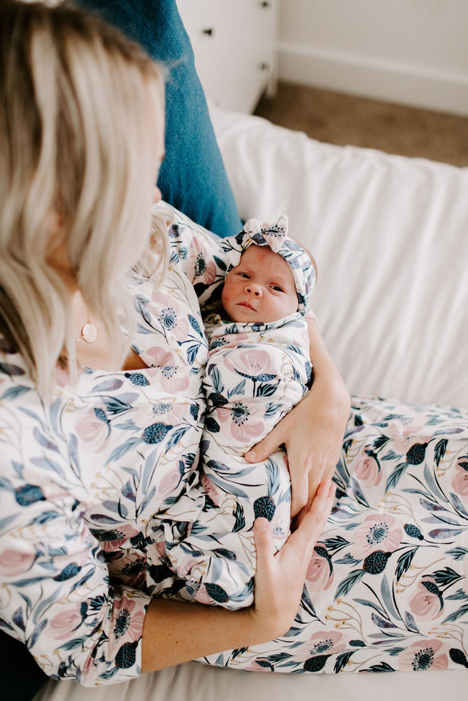 mom and baby boy matching hospital outfits