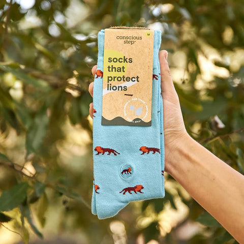 Socks that protect lions - Conscious Step