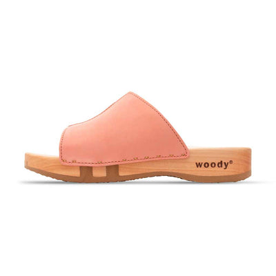 anja-farbe: coral_clogs pantoletten damen mit biegsamer nachhaltiger weidenholzsohle, holzclogs woody, woody schuhe, woody shoes, handgemachte holzschuhe aus österreich, kärnten