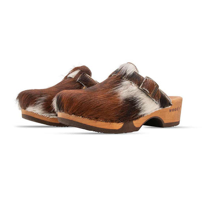 manu fell, fellclogs, clogs damen mit biegsamer nachhaltiger holzsohle, der bestseller, farbe: fell natur, holzclogs woody, woody schuhe, woody shoes, handgemachte holzschuhe aus österreich, kärnten