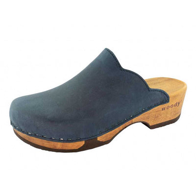 emma, farbe: avion (dunkelblau)_clogs damen mit biegsamer nachhaltiger weidenholzsohle, holzclogs woody, woody schuhe, woody shoes, handgemachte holzschuhe aus österreich, kärnten