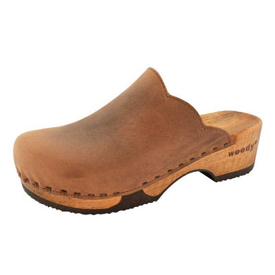 emma, farbe: tabacco alias braun_clogs damen mit biegsamer nachhaltiger weidenholzsohle, holzclogs woody, woody schuhe, woody shoes, handgemachte holzschuhe aus österreich, kärnten