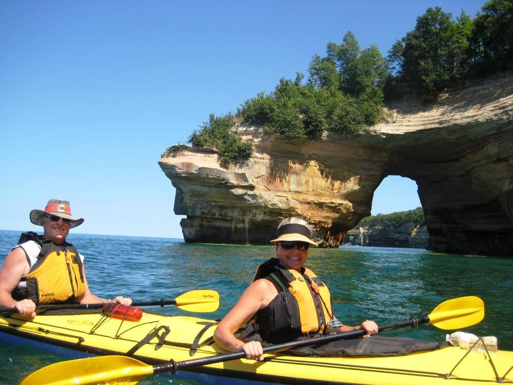 pictured rocks kayak tours prices