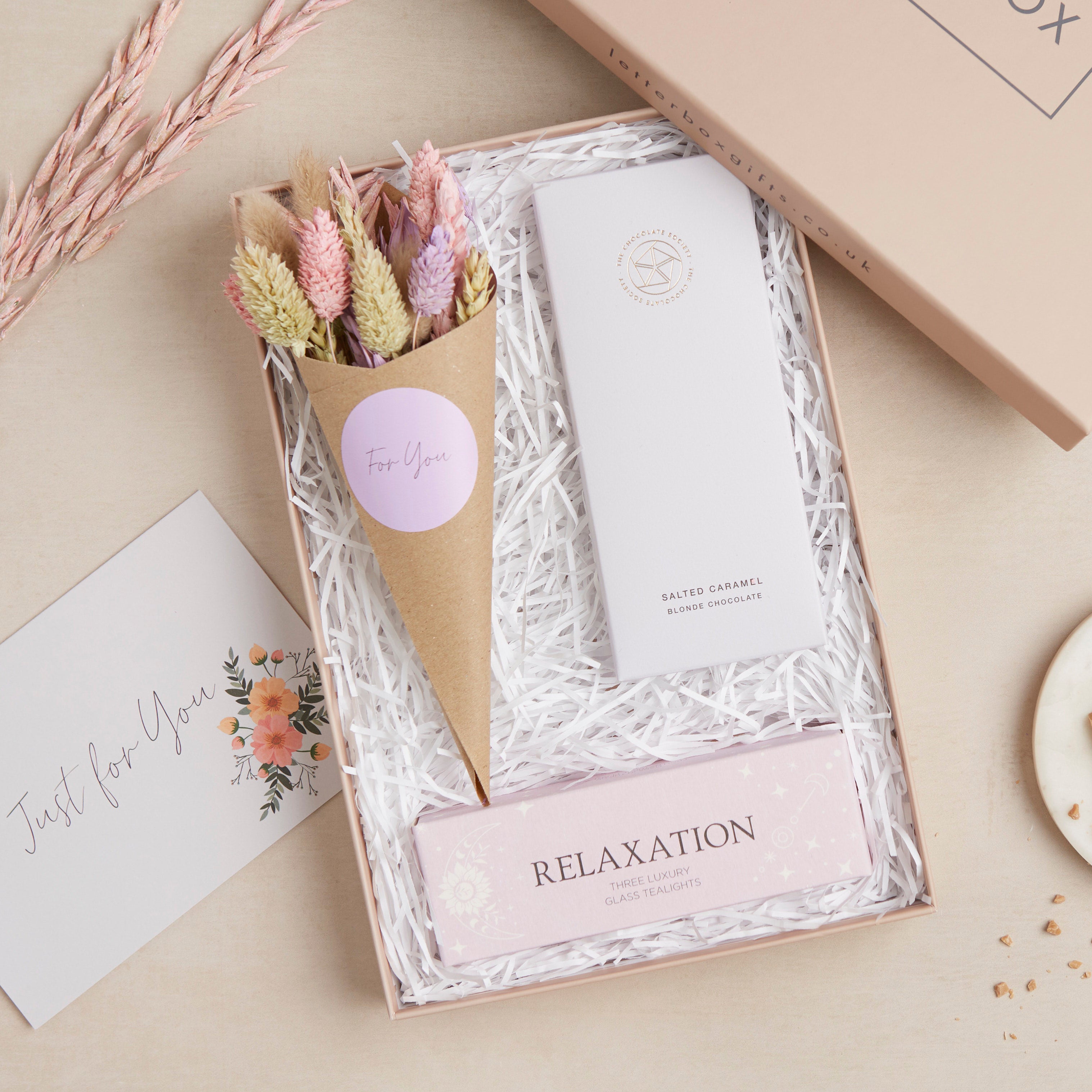 Relaxation Floral Letterbox Gift Set