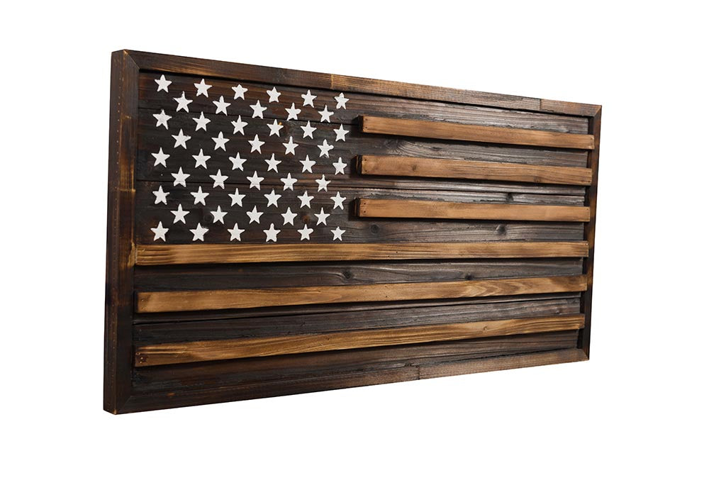 Rustic Pine American Flag Wall Art Varaluz