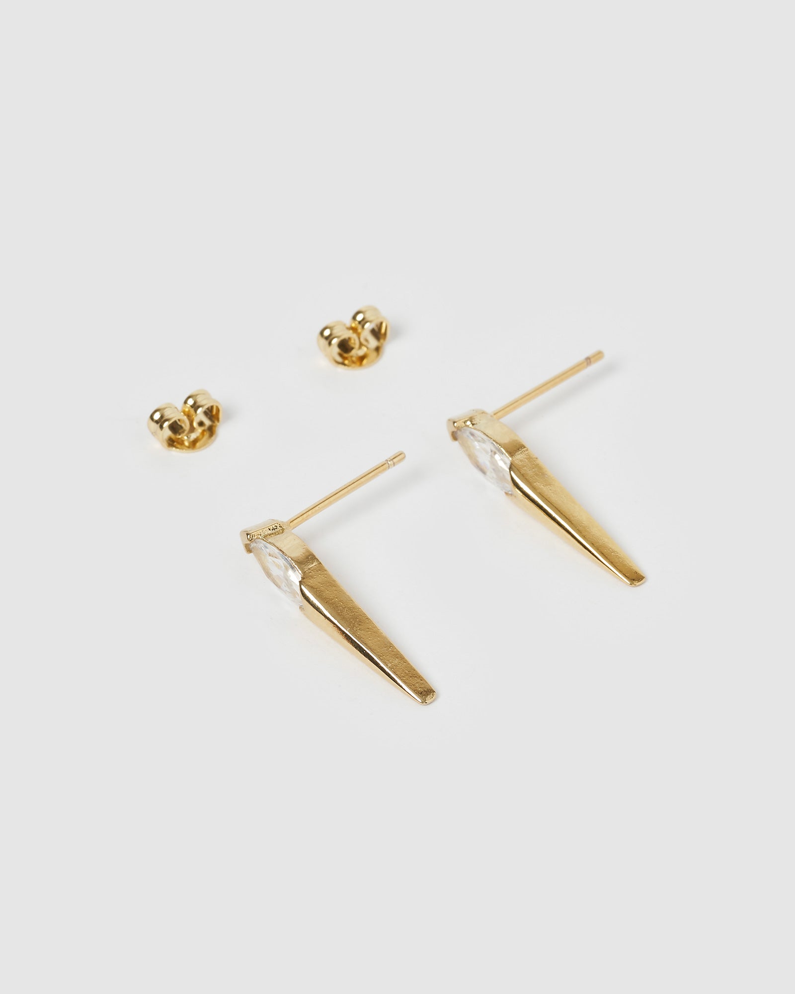 Izoa Teneille Pointed Stud Earrings Gold