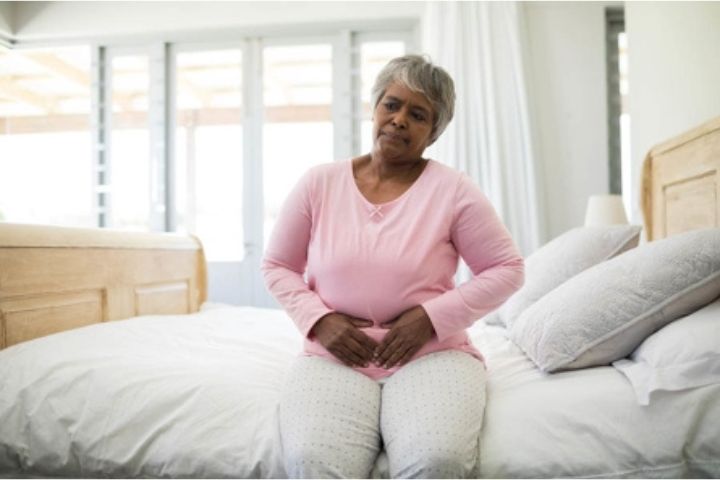 Causes of UTI in Old age
