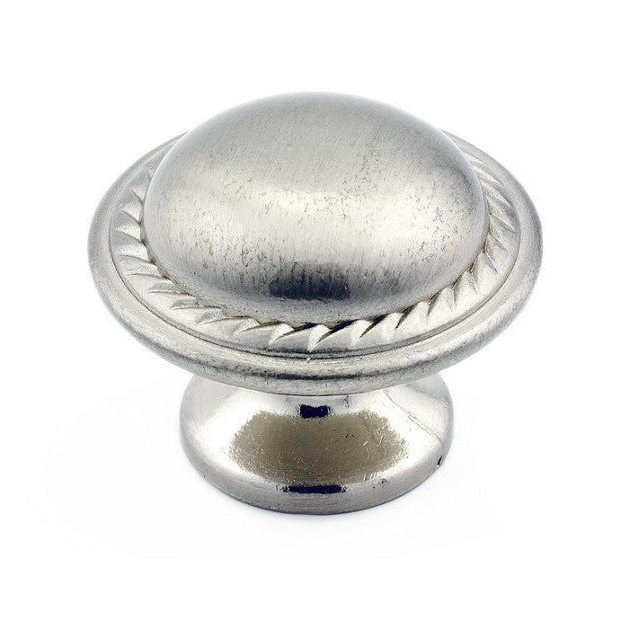 Classic Metal Knob Leonardo S House