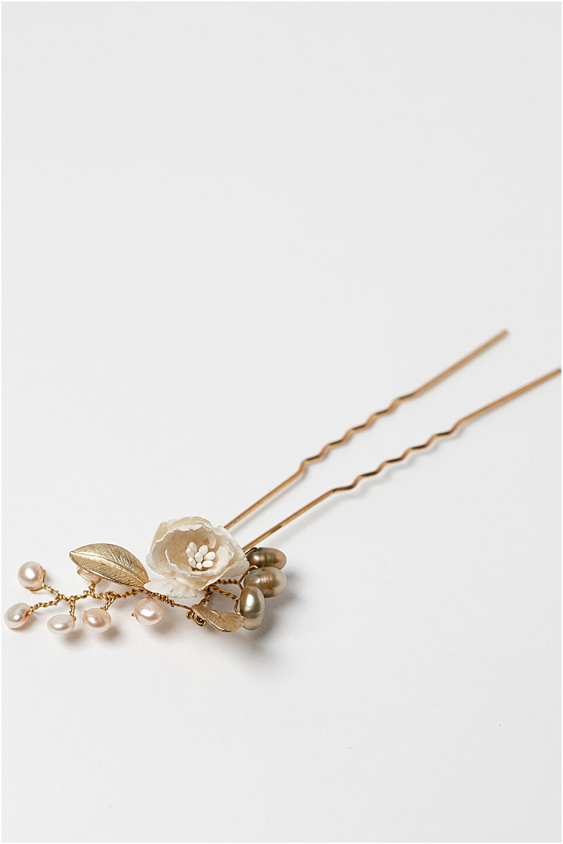 Ivory Flower Hairpin with Freshwater Pearls