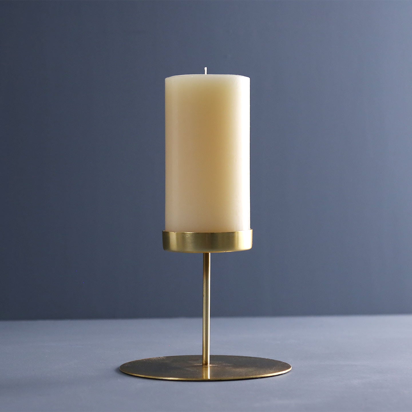 pillar candle stand