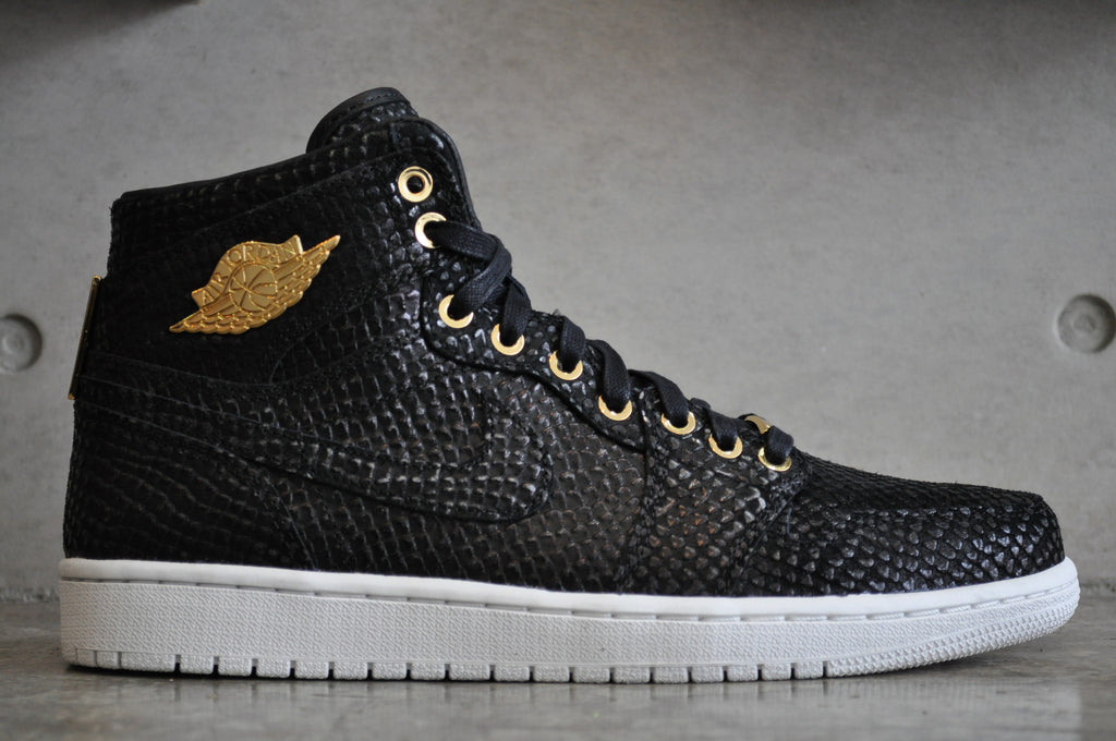 nike air jordan 1 black gold