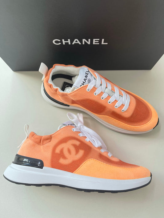 Chanel CC Logo Black Leather Lace Up Tennis Shoes Trainer Sneakers