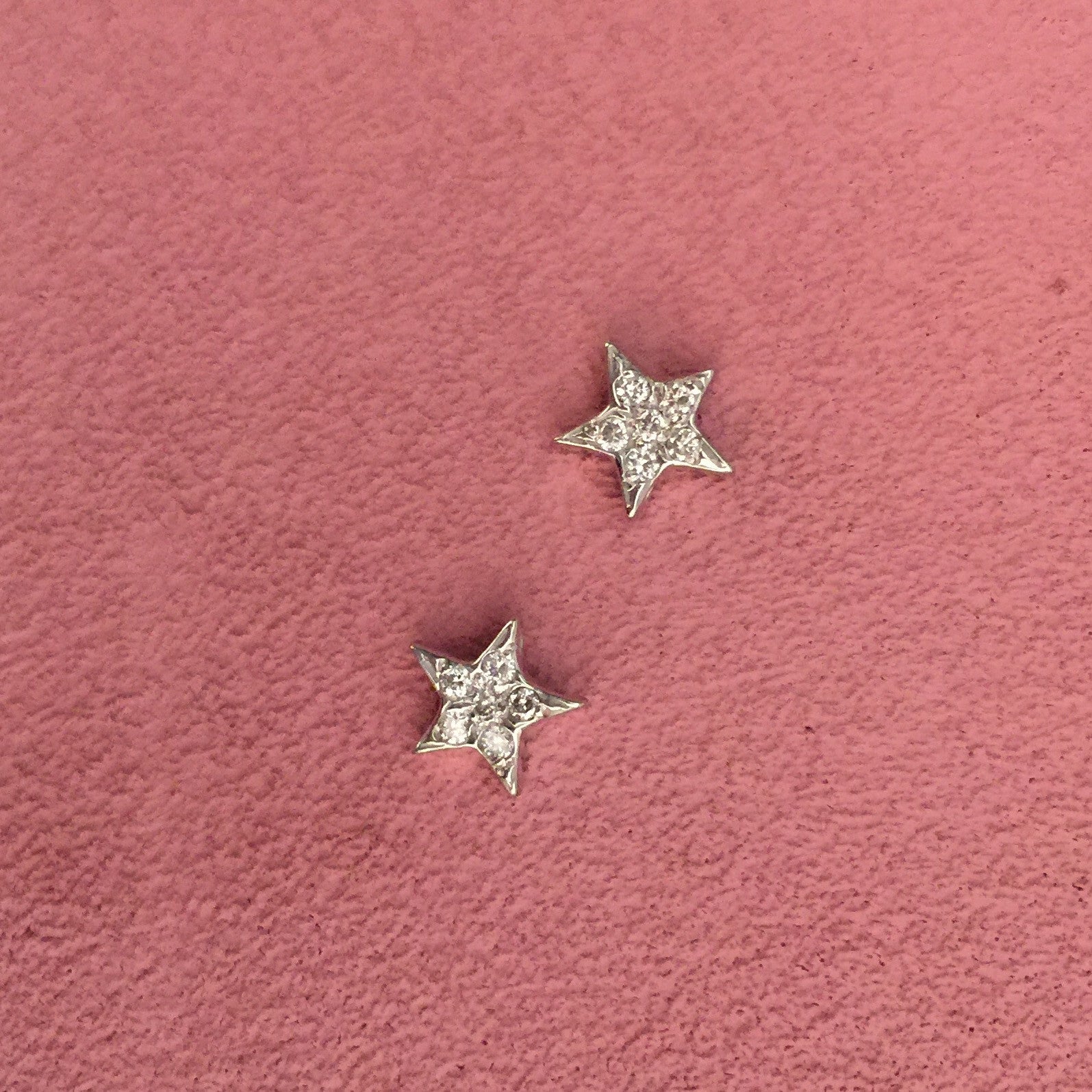 14K White Gold Star Earrings