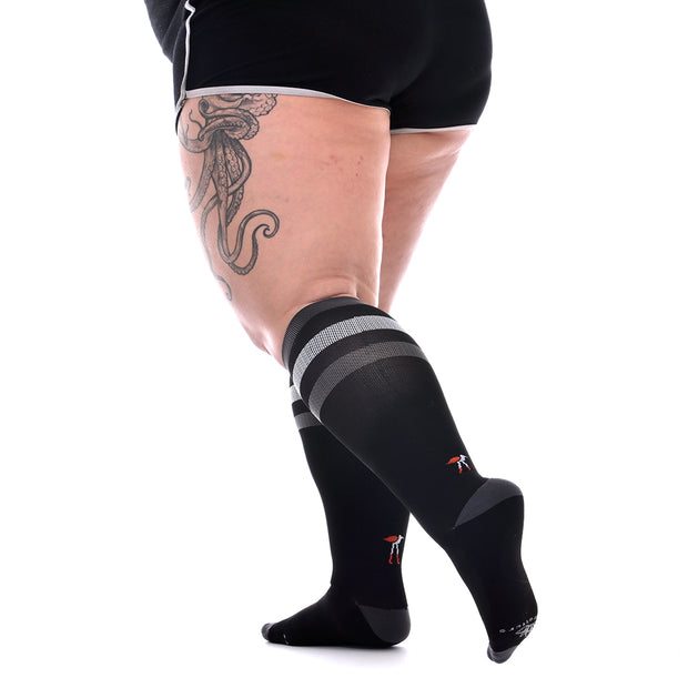 Celeste Stein 15-20mmHg Open Toe Paisley Fountain Therapeutic Compression  Socks Black | Walgreens