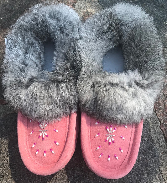 Women's Sheepskin Moccasin Slippers – Winter Sky - Grey/Pink