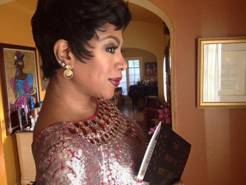 Sheryl Lee Ralph wears Mahnal Jewelry_Oscar Emmy