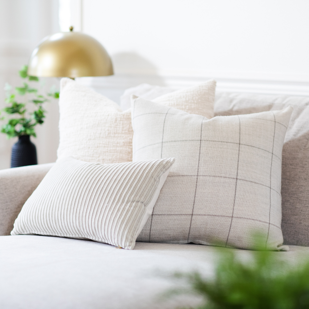 3 Ways To Style a Lumbar Pillow – ONE AFFIRMATION