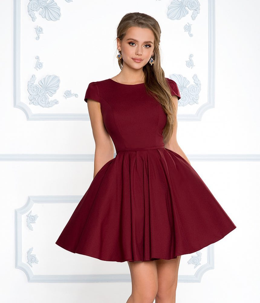 short sleeve maroon dress