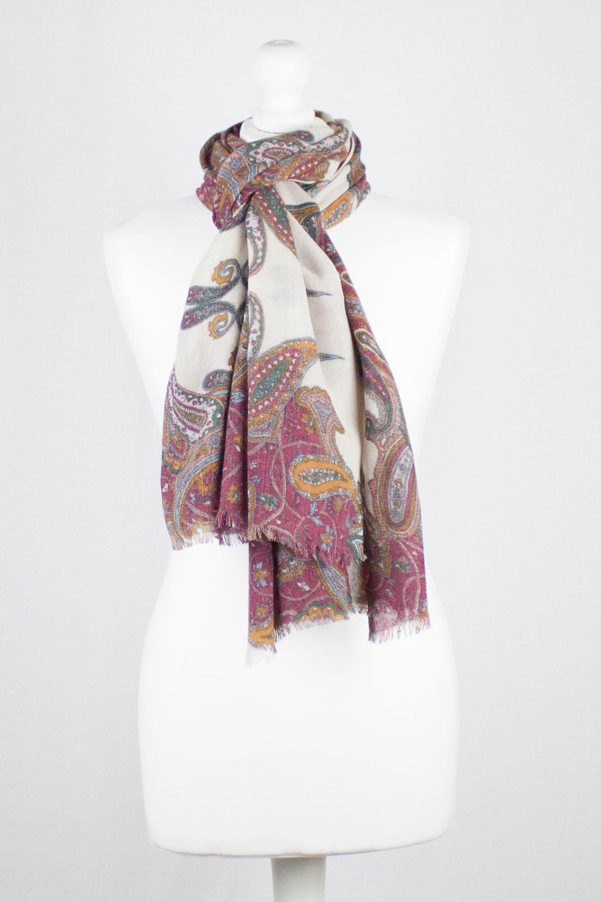 Persian Paisley Print Merino Wool Scarf - Magenta Off White – SVEŽElife