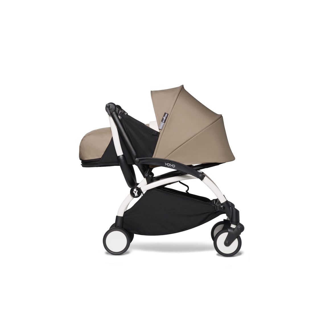 babyzen-yoyo²-0+-6+-baby-stroller-complete-set-white-frame-with-taupe-0+-newborn-pack-&-6+-color-pack- (3)