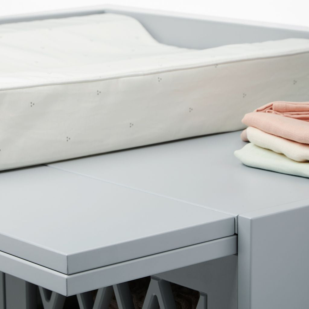 cam changing table