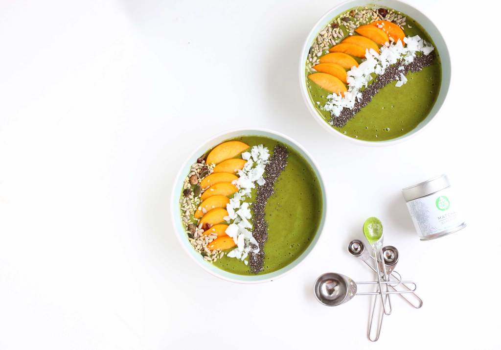 Matcha Peach Smoothie Bowl