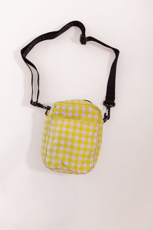 Camera Crossbody : Black & White Pixel Gingham - Baggu