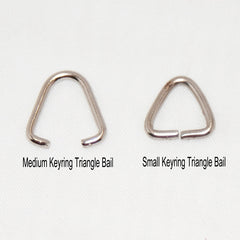 Sweets - Triangle Bail ~ Set of 25