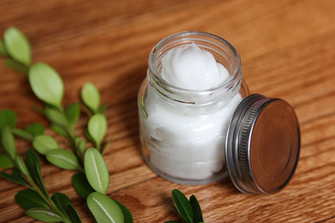 How to Make Homemade and Natural Toothpaste