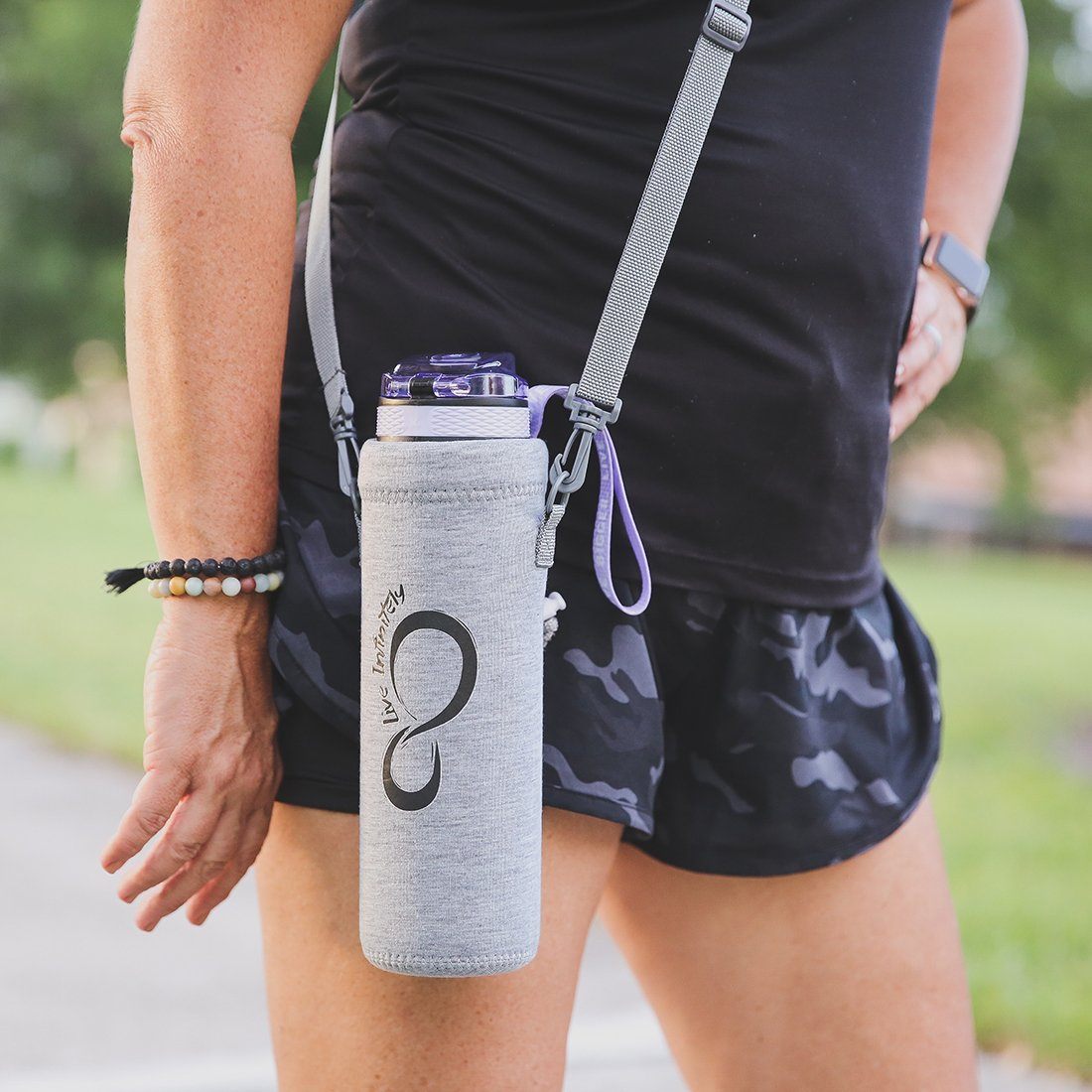 Image of Universal Water Bottle Carrier