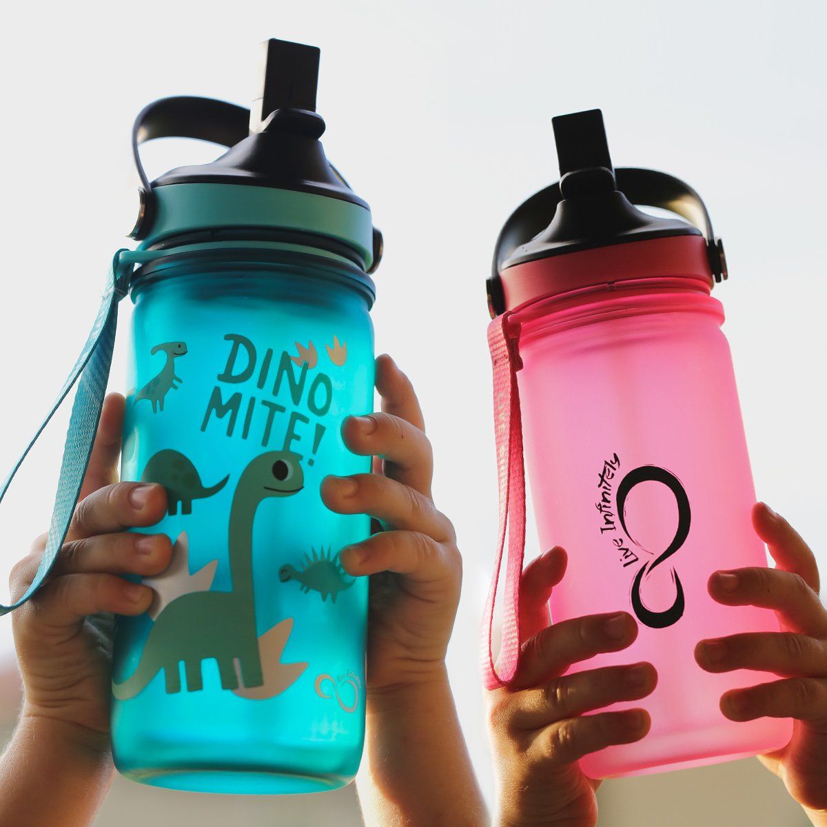 https://cdn.shopify.com/s/files/1/0981/1962/products/kids-water-bottles-kids-12oz-insulated-bottles-1_1600x.jpg?v=1604880381