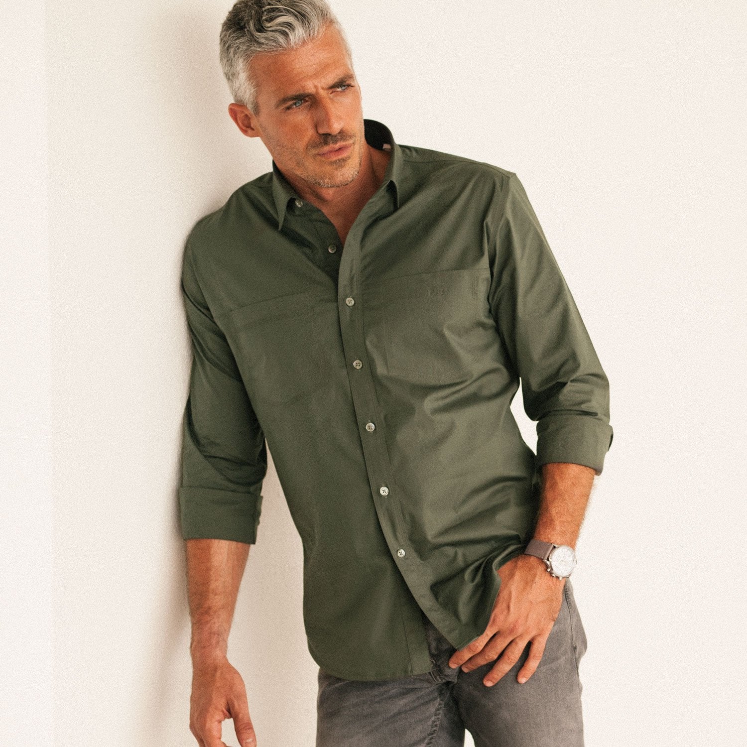 Men's Casual Purist Two Pocket Button Up Shirt in Fatigue Green