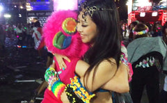 ravers spreading PLUR love 