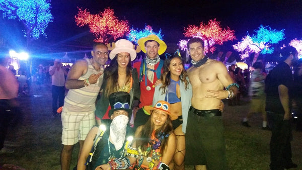 ravers making new friends at nocturnal wonderland 