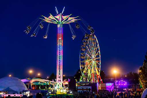 Rides at Paradiso Festival