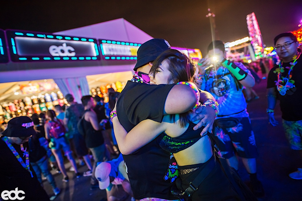 ravers hugging at EDC