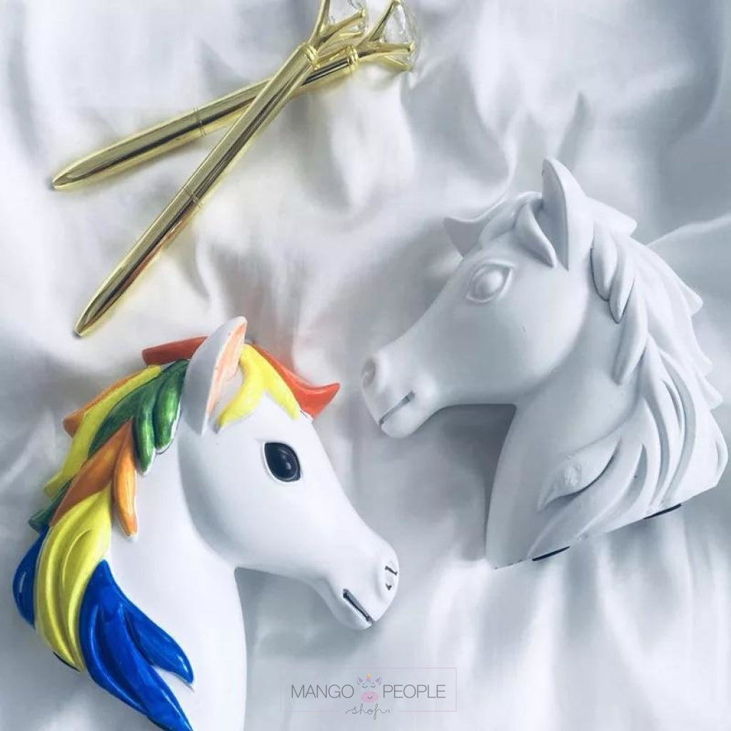 https://cdn.shopify.com/s/files/1/0982/7226/products/ceramic-unicorn-pen-stand-stationery-476.jpg?crop=center&height=1024&v=1660123401&width=1024