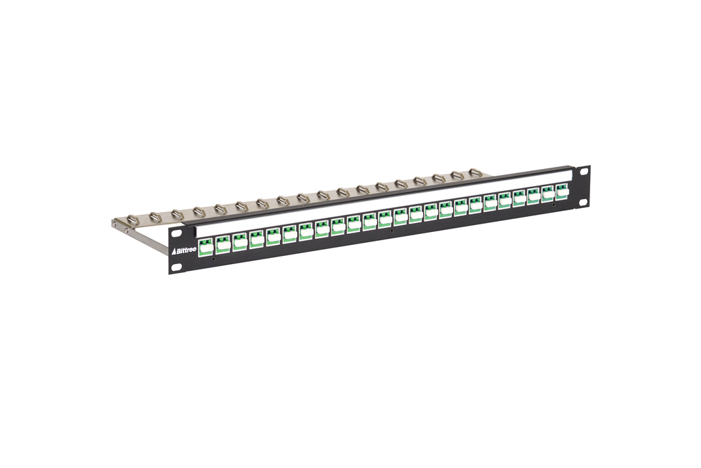 how does a network patch panel work