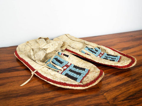 crow indian moccasins