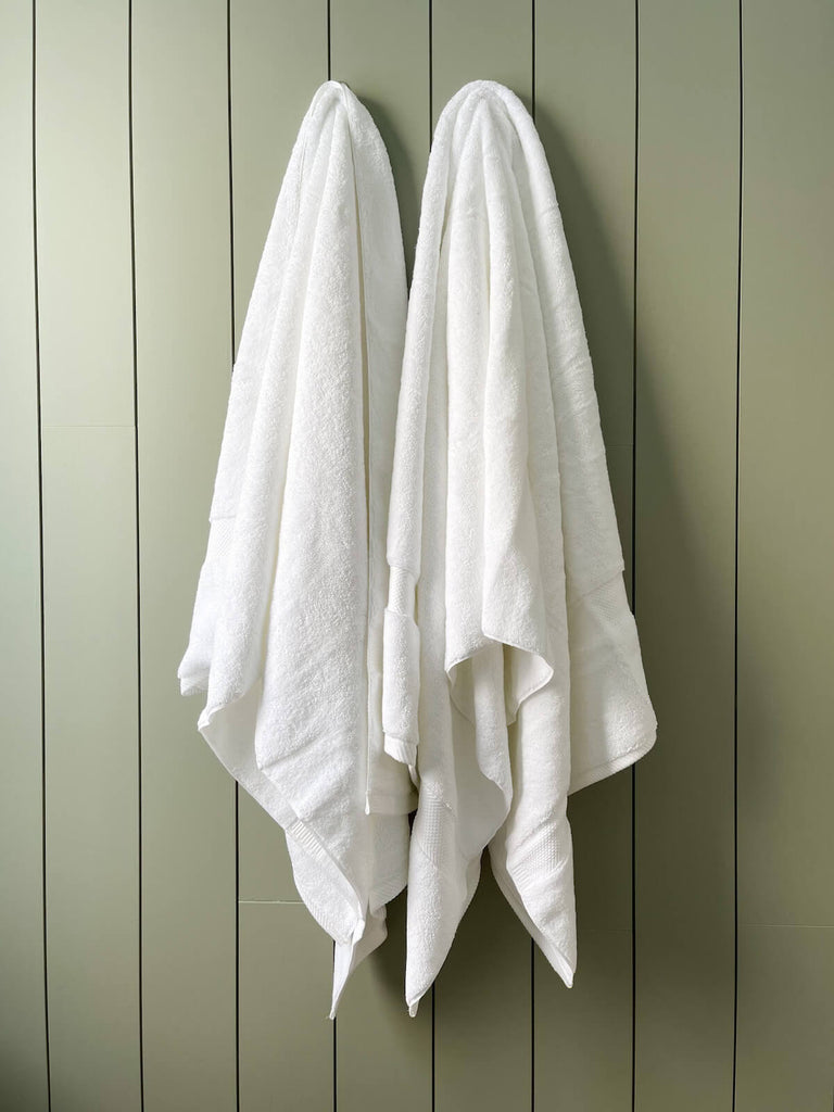 Cleaning 101: How to Wash White Towels