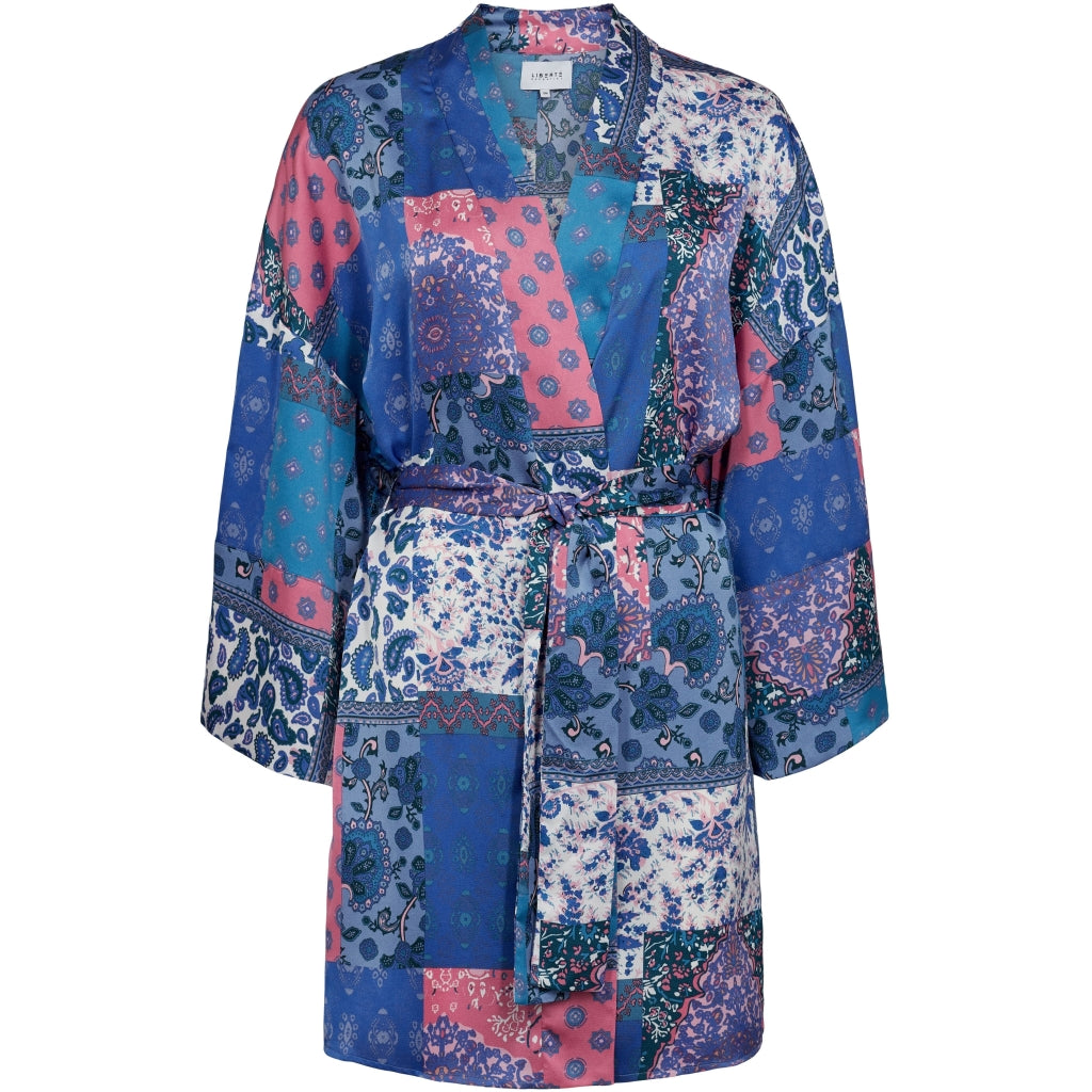 Se LIBERTÃ dame kimono PATTY - Blue Patchwork hos Klædeskabet.dk