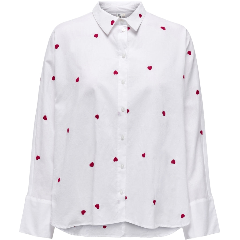Se ONLY dame skjorte ONLNEW - Bright White HEART hos Klædeskabet.dk