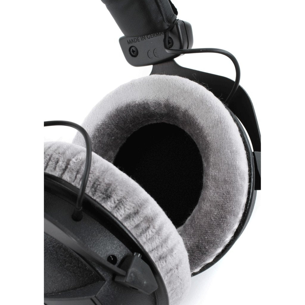 beyerdynamic dt 770 pro 80 ohm studio headphones